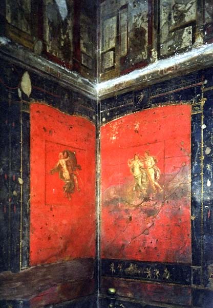 Painel em vermelho na Casa dos Vettii, uma das mais luxuosas residências de Pompeia.